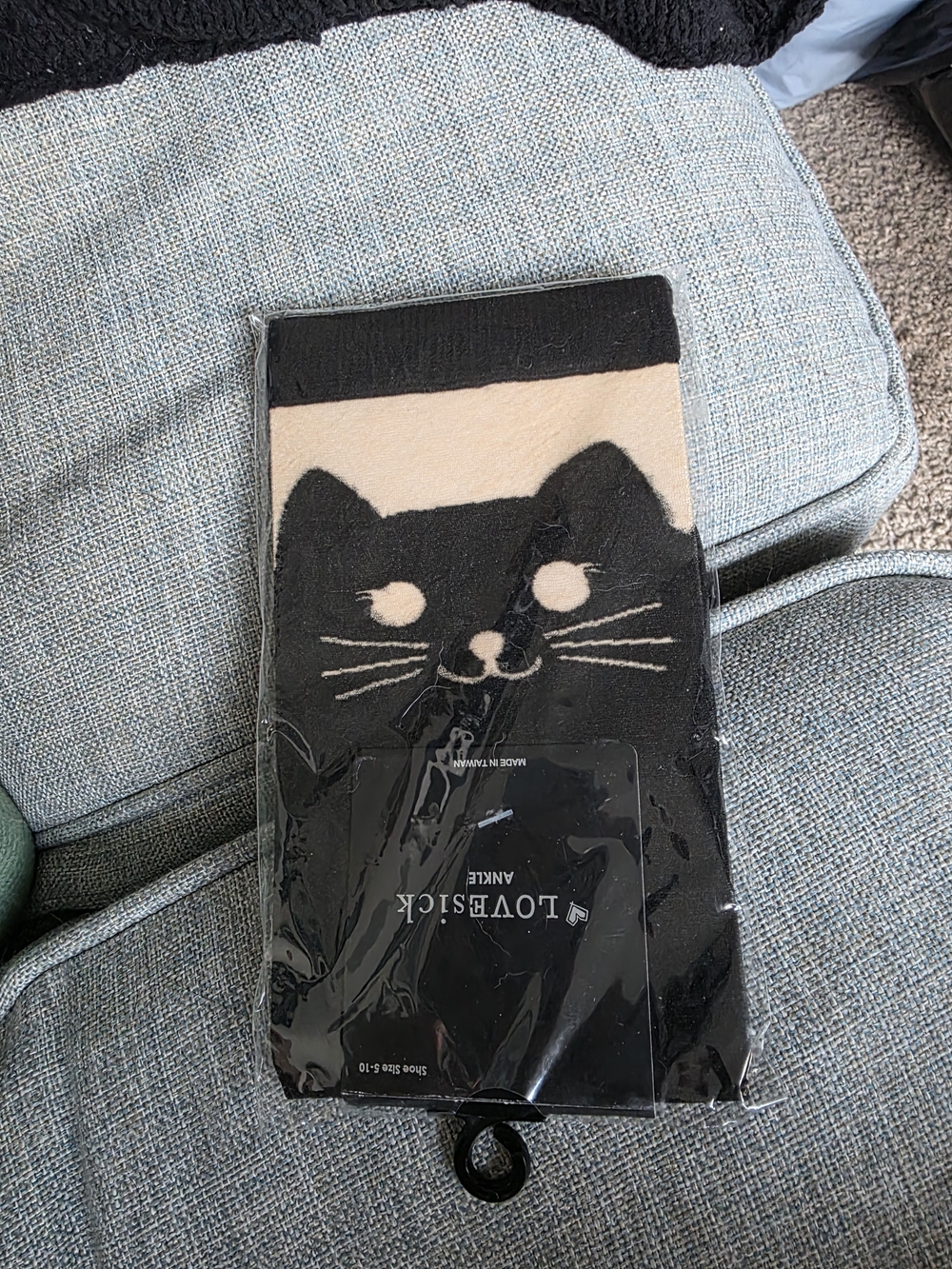 Lovesick Black and Cream Cat Face Ankle Socks